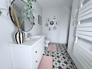 Photo 3- click for photo gallery